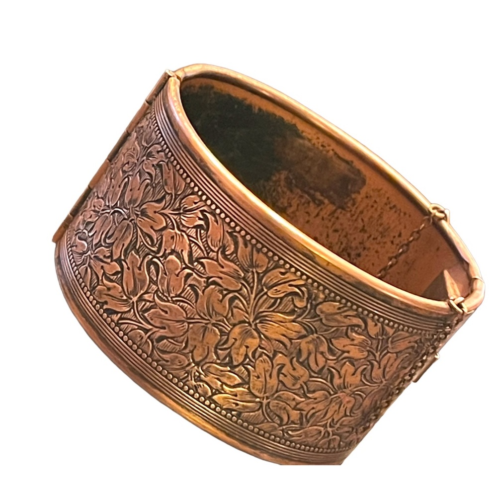 Vintage flower etched hinged COPPER bangle bracelet